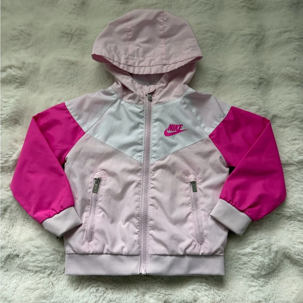 Nike Girls Windreaker Water-Resistant Colorblock Jacket in Pink - 2T